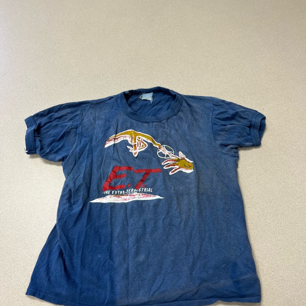 vintage Rare Women’s 1982 ET Promo Movie T shirt Blue Size Small 275